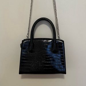 Forever 21 Black Faux Croc Crossbody Bag